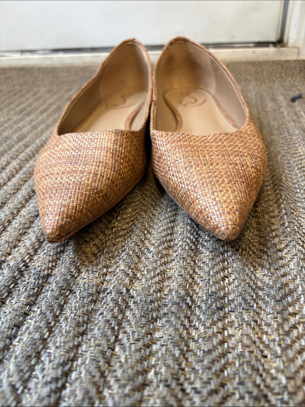 Sam Edelman Woven Pointed Toe Women’s Flats in Tan - Picture 4 of 4